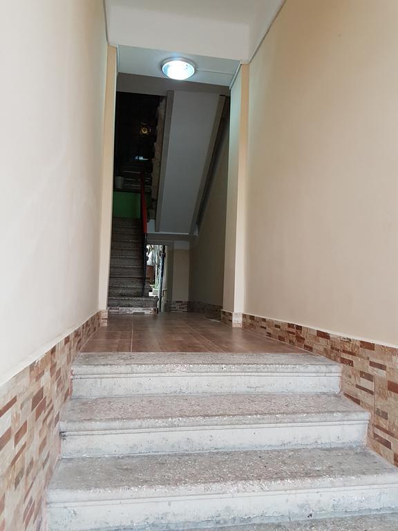 House #1 Apartamento Kʼutʼaisi Exterior foto
